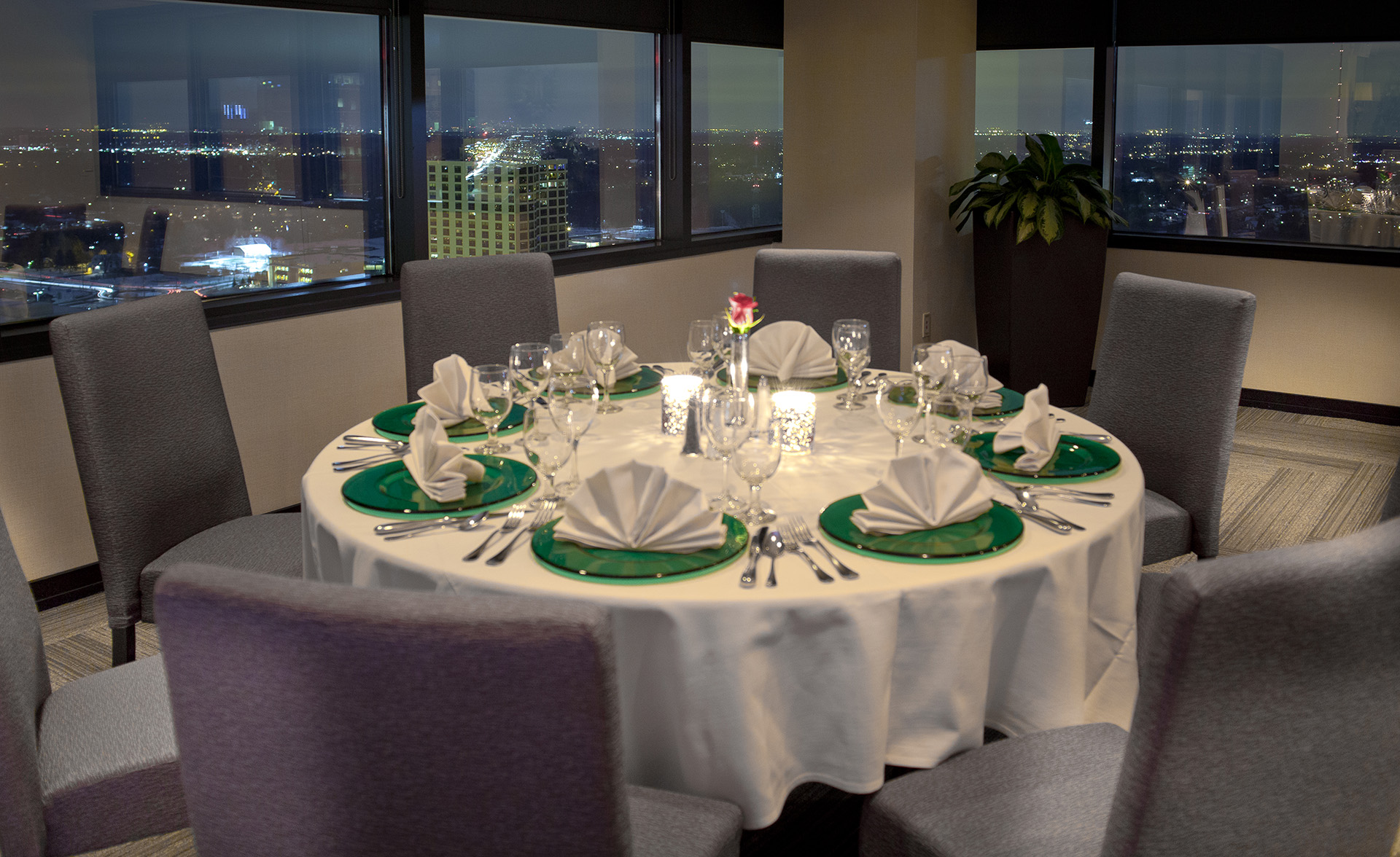 Skyline Club - Southfield - Private Event Table