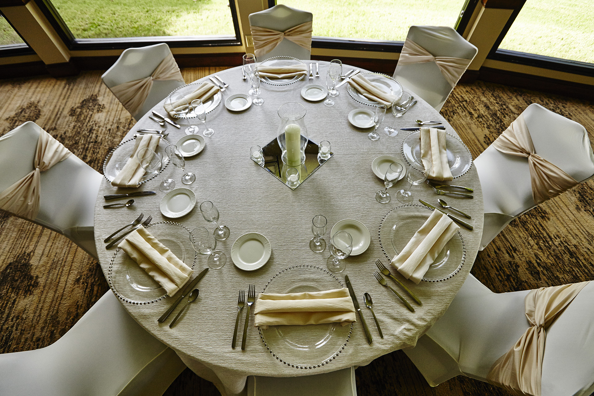 Hearthstone Country Club - Wedding Table Setting