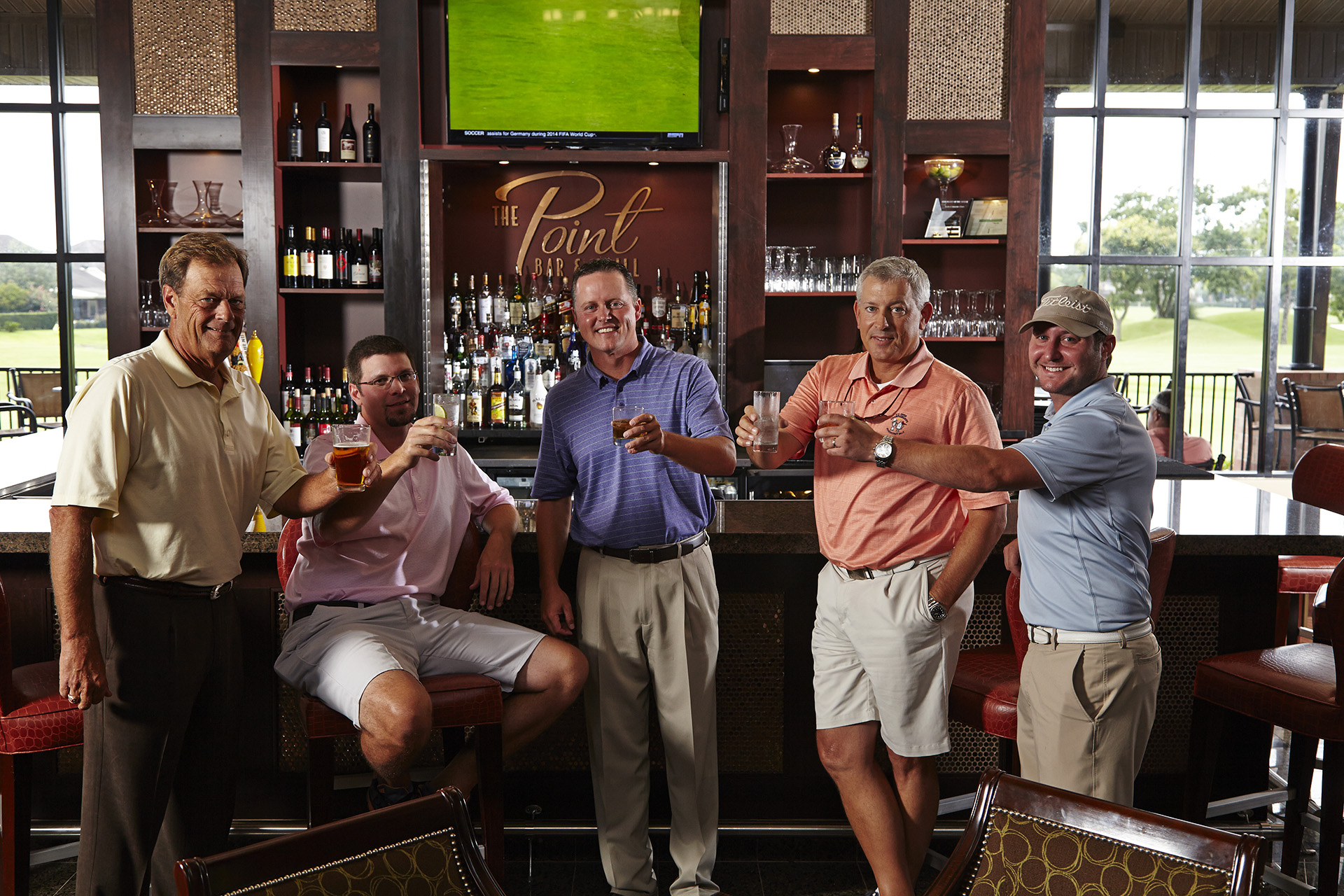 The Club at Falcon Point - Members at the bar